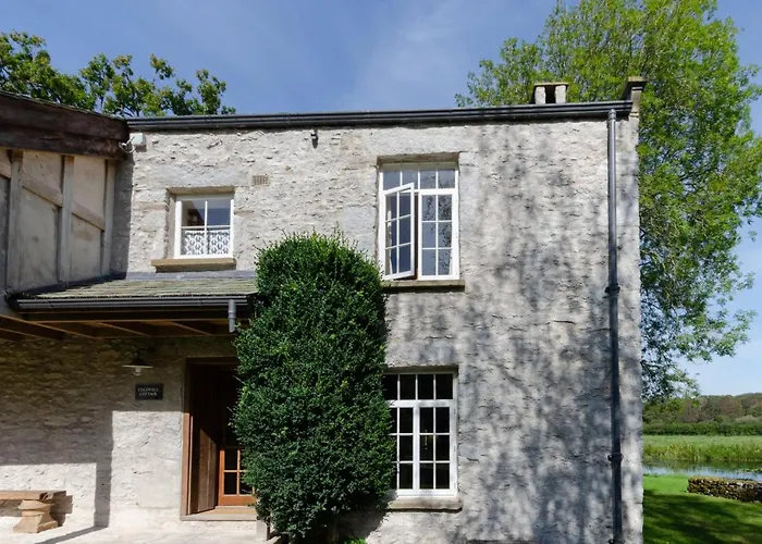 3 Bed In Carr Bank Oc-Gl128