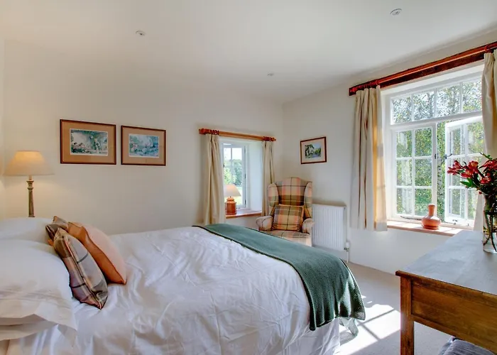 3 Bed In Carr Bank Oc-Gl128